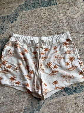 Lou & Grey Ribbed Lounge Shorts